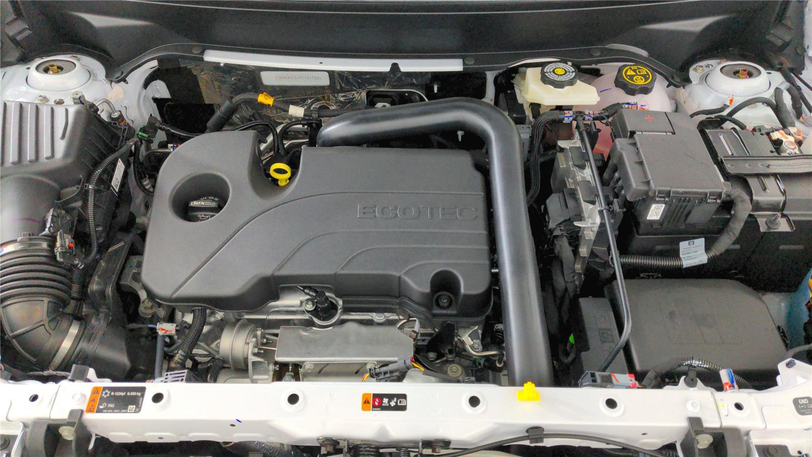 Used 2023 Chevrolet Equinox LS w/ Sport Edition AWD/4WD image 9