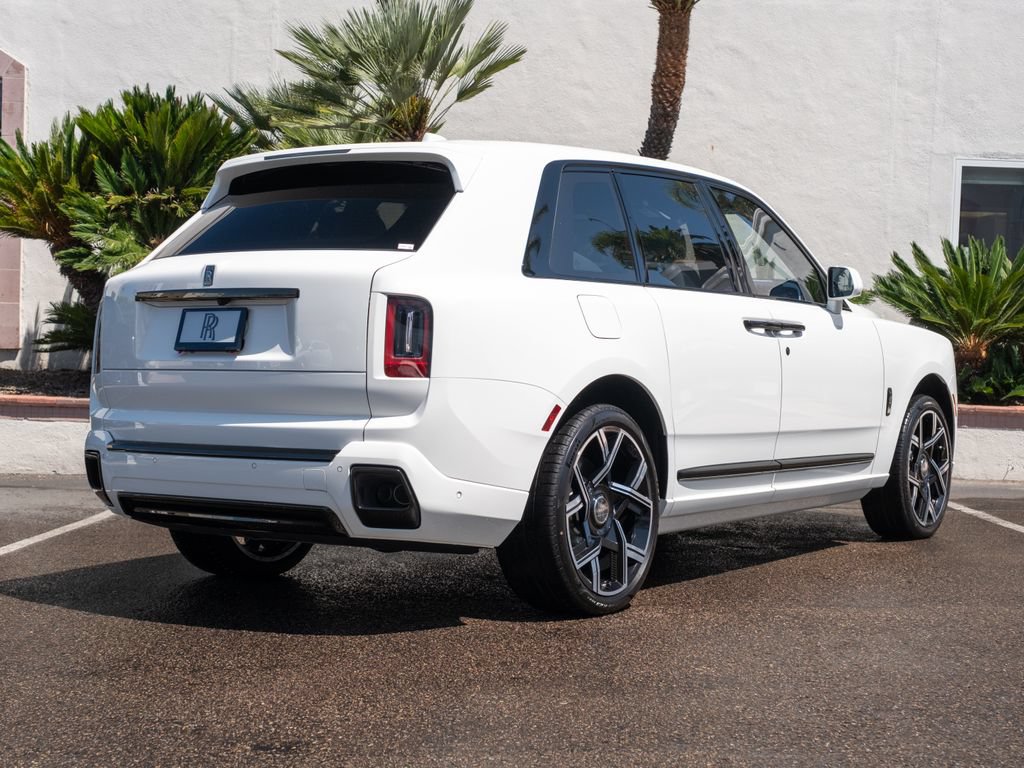 New 2027 Rolls-Royce Cullinan Black Badge AWD/4WD image 2