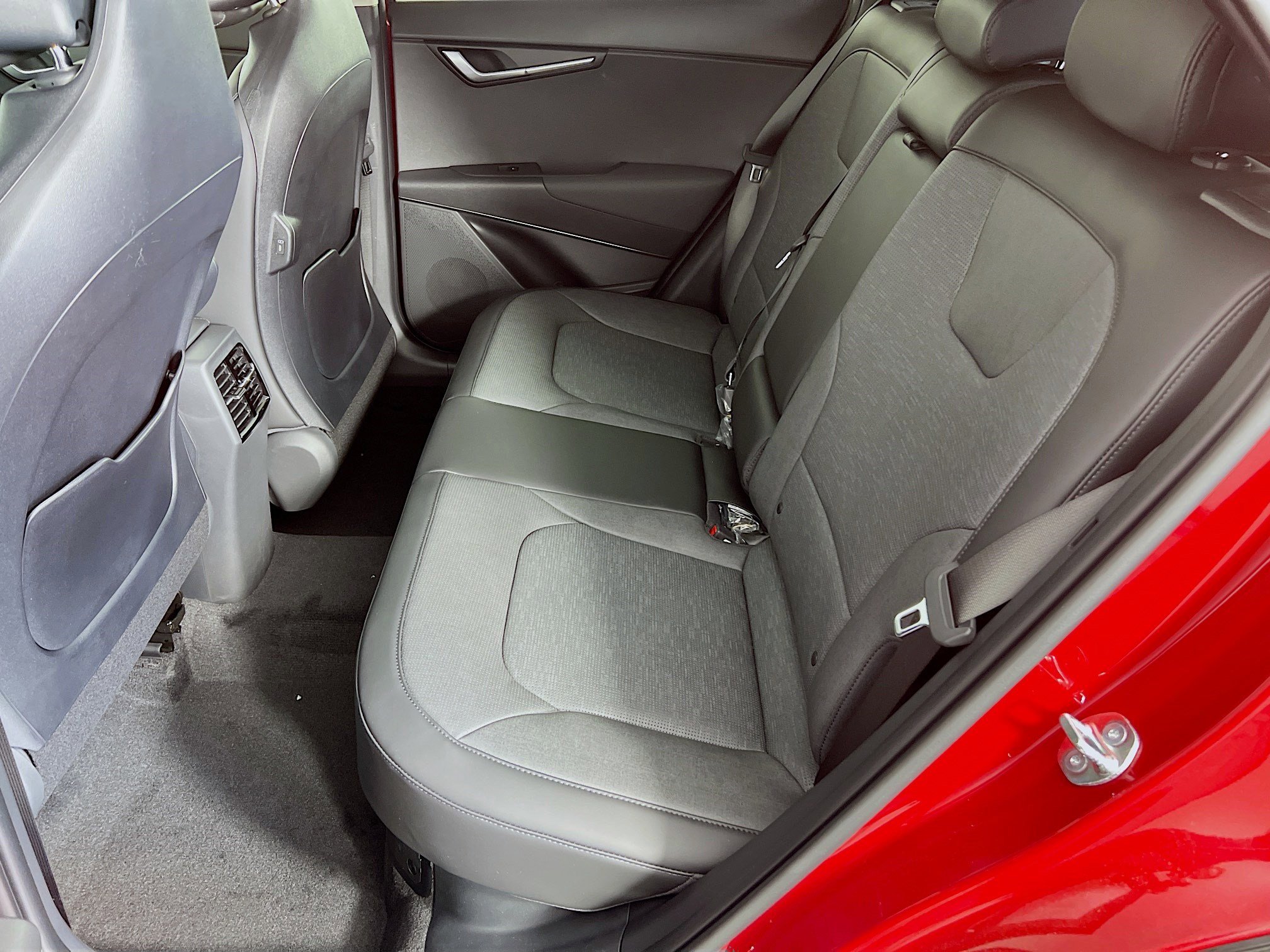 New 2025 Kia Niro SX image 5