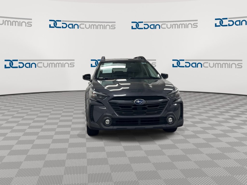 Used 2023 Subaru Outback Premium AWD/4WD image 3
