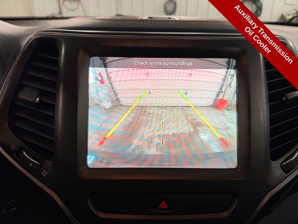 Used 2019 Jeep Cherokee Trailhawk w/ Cold Weather Group image 24