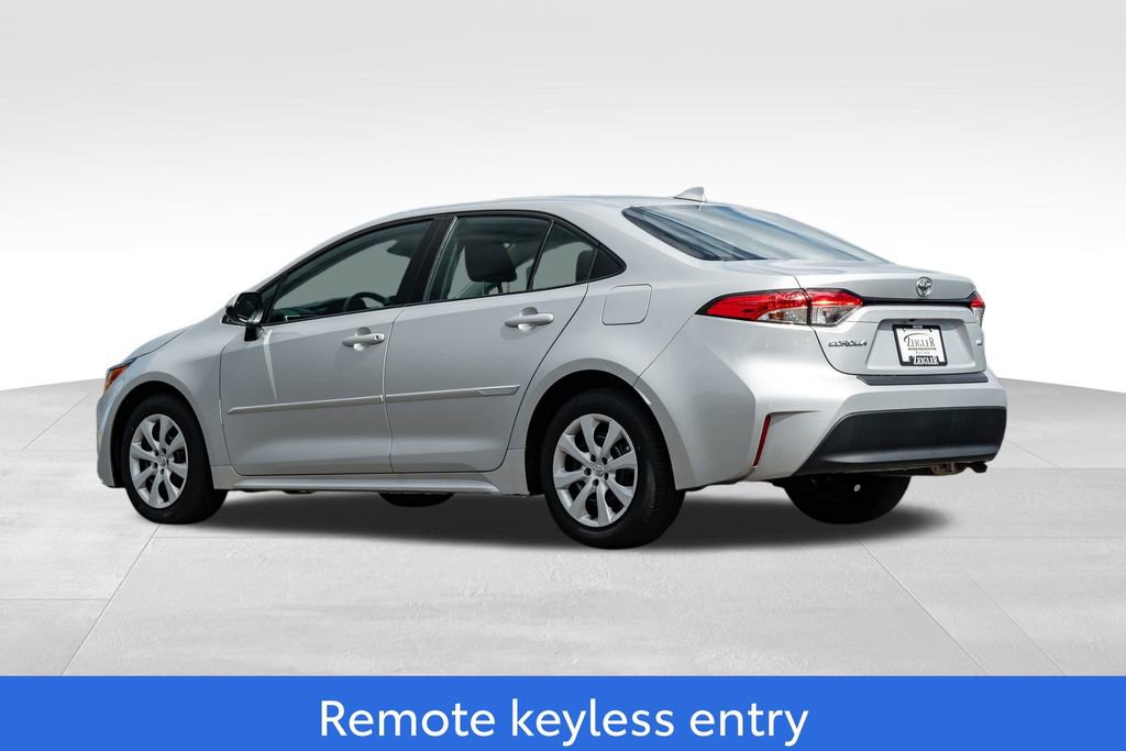 Used 2024 Toyota Corolla LE image 5