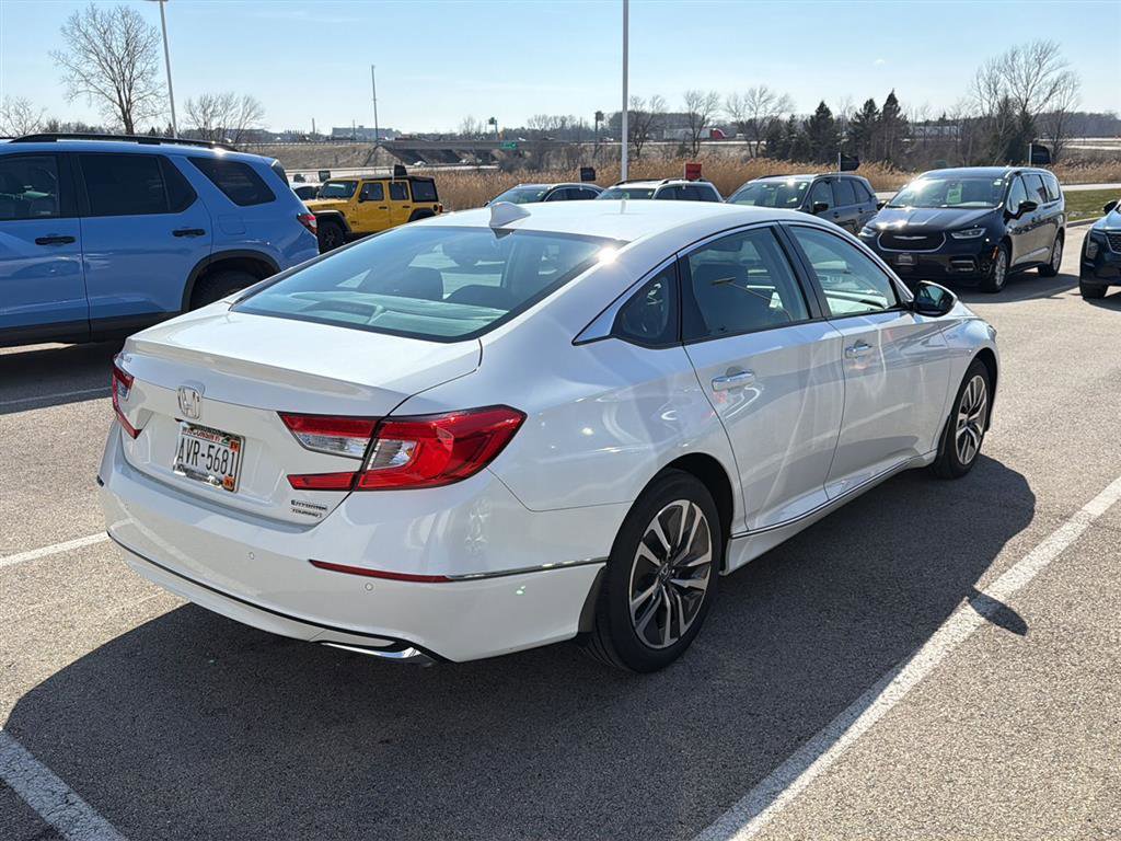 Used 2018 Honda Accord Touring image 15