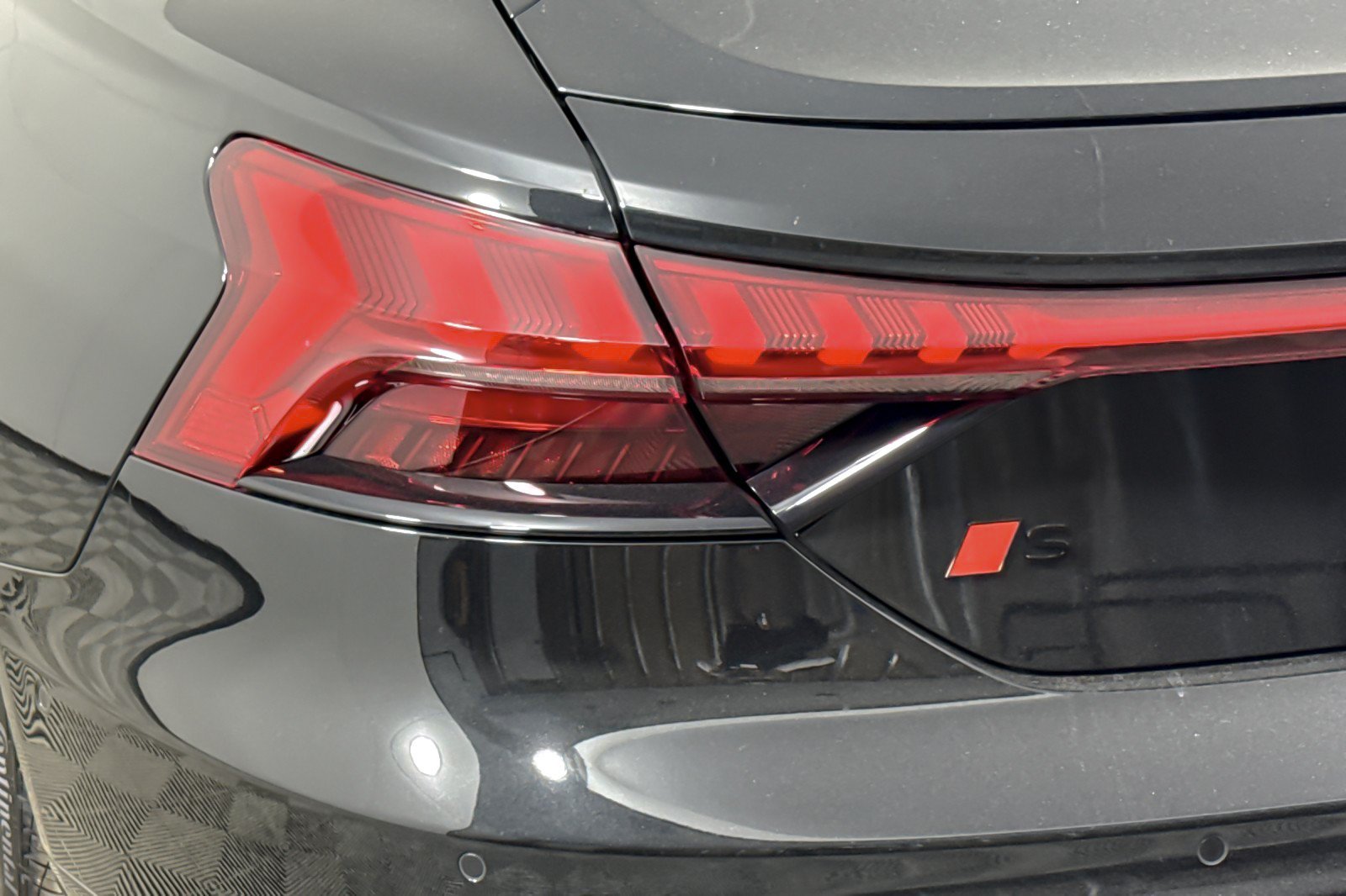 New 2026 Audi S e-tron GT Premium Plus AWD/4WD image 25