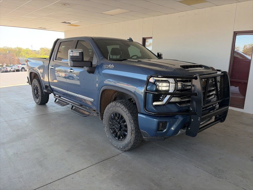 Used 2024 Chevrolet Silverado 2500 High Country w/ High Country Premium Package image 5