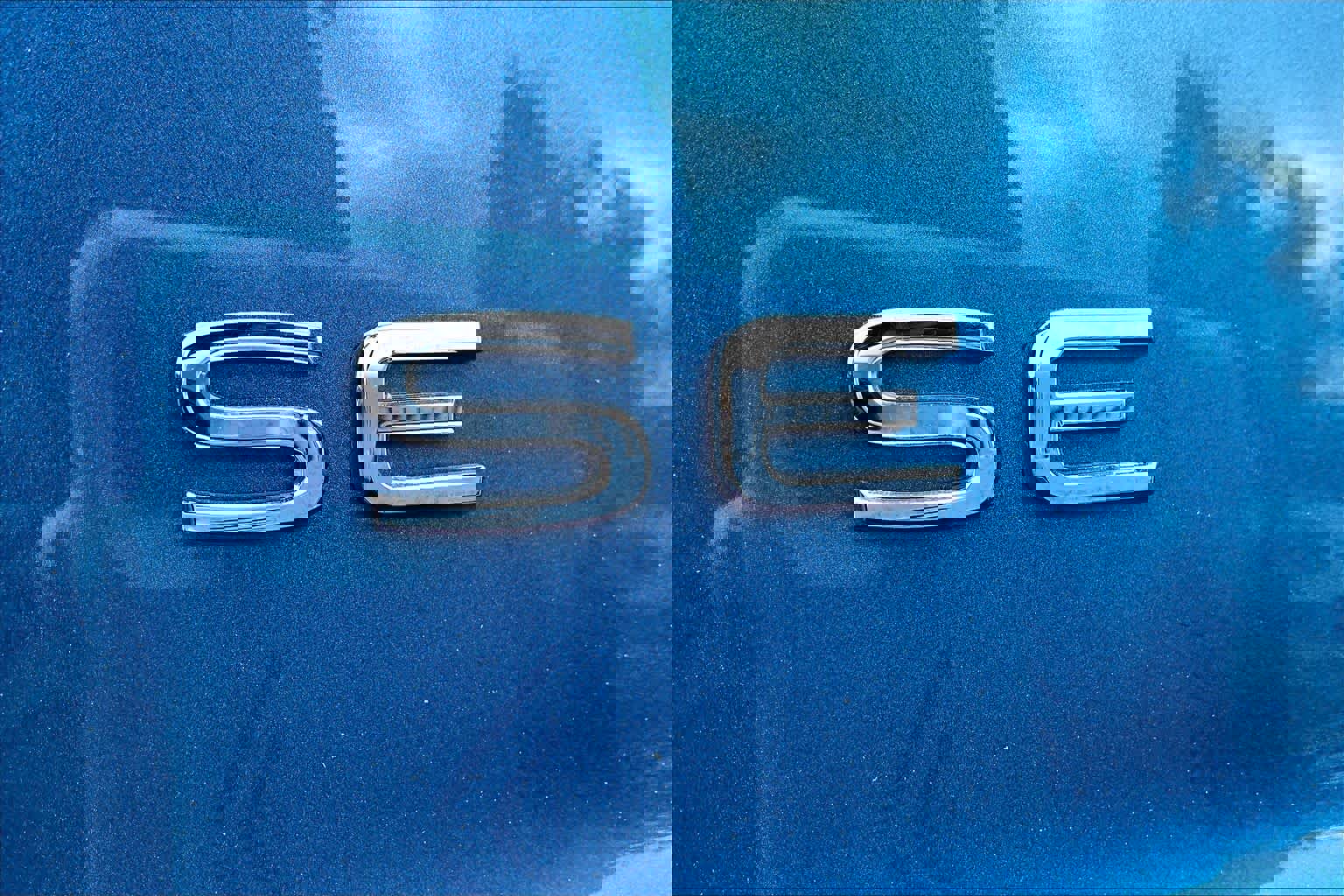 Used 2024 Volkswagen Atlas Cross Sport SE image 30