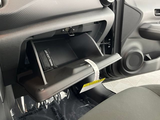Certified 2025 Nissan Kicks Play S FWD image 35