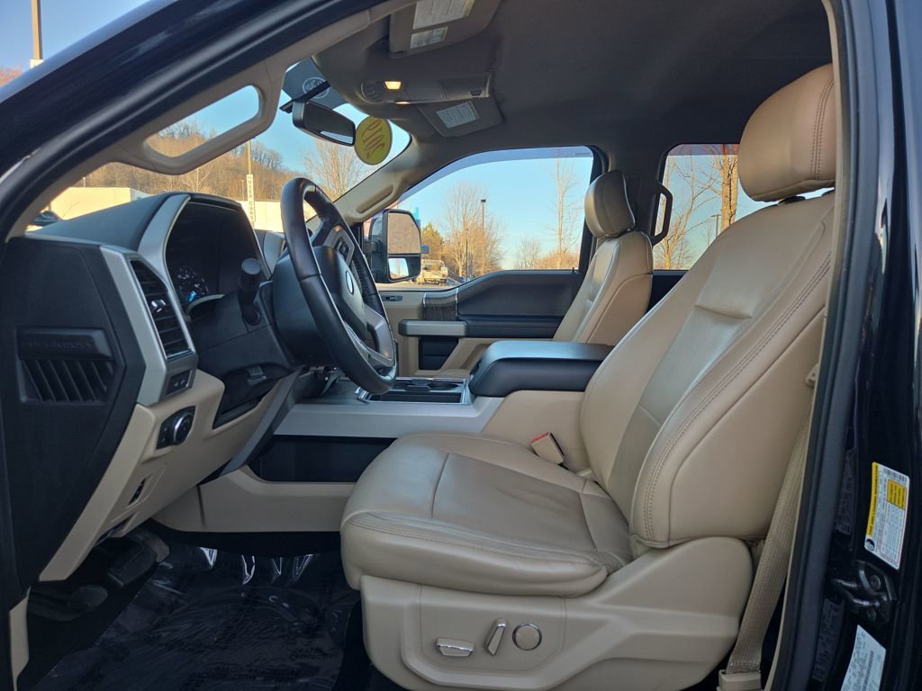 Used 2019 Ford F250 Lariat w/ Chrome Package image 13