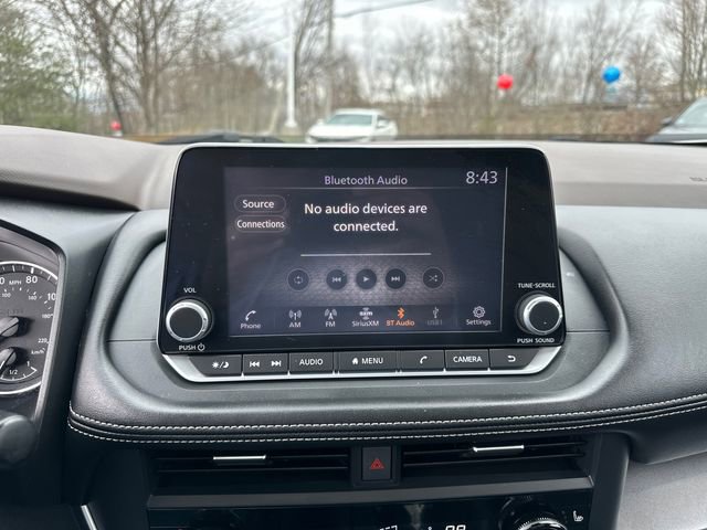 Used 2023 Nissan Rogue SV w/ SV Premium B Package image 39