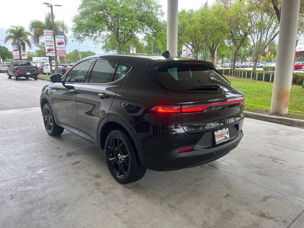 New 2024 Dodge Hornet GT w/ Tech Pack w/o Parking AWD/4WD image 4