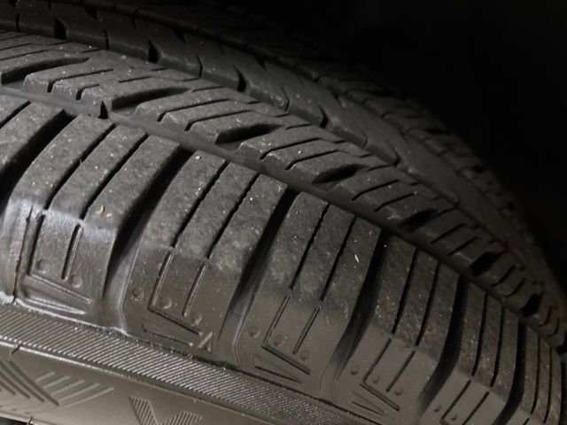 Used 2019 Toyota RAV4 XLE w/ Phone Cable & Charge Package image 27