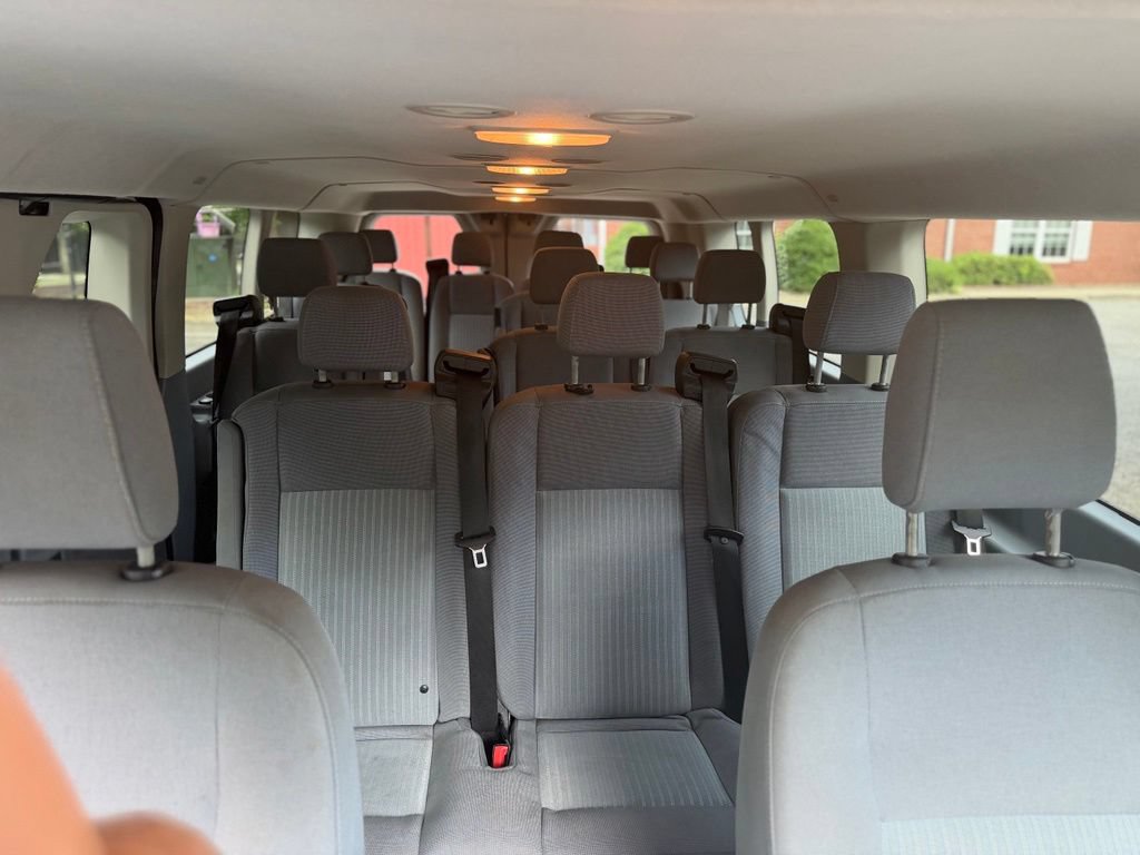Used 2018 Ford Transit 350 XLT RWD image 15