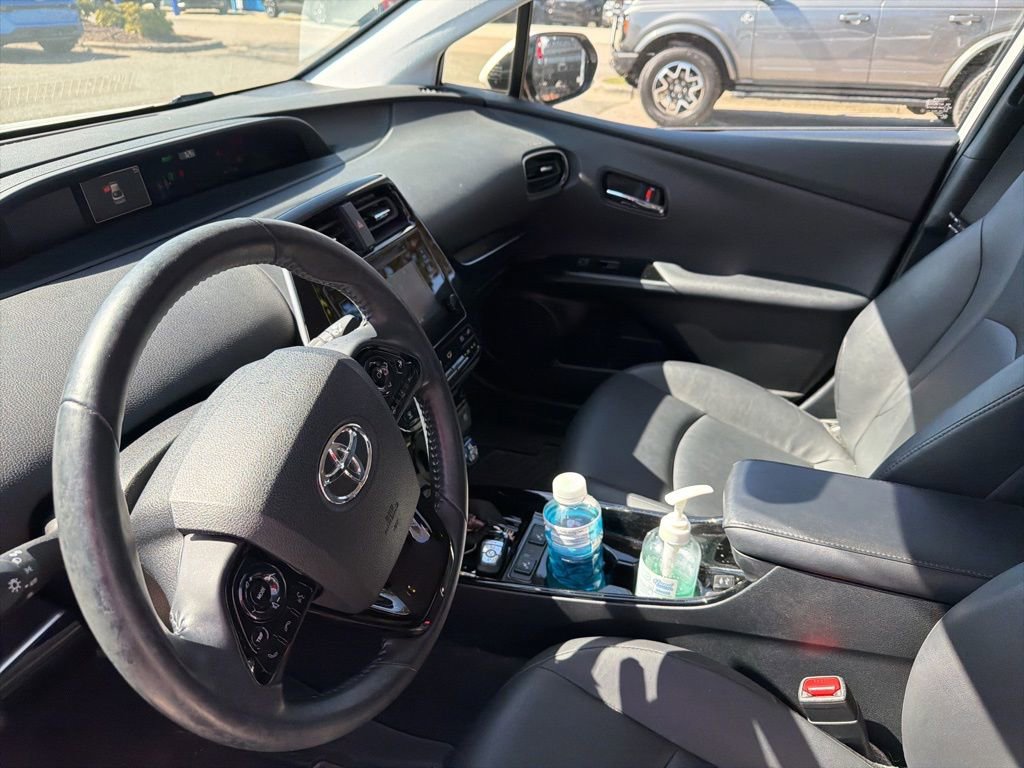 Used 2019 Toyota Prius XLE image 22