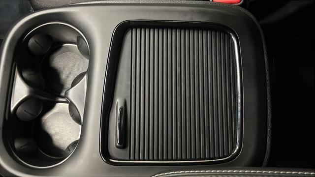 Used 2023 Chrysler Pacifica Touring-L w/ S Appearance Package FWD image 19