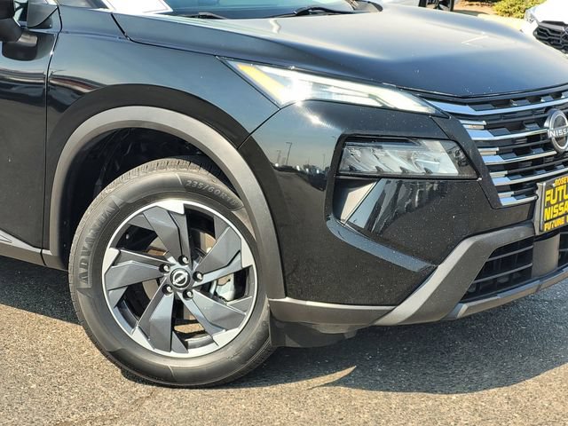 Certified 2024 Nissan Rogue SV AWD/4WD image 9
