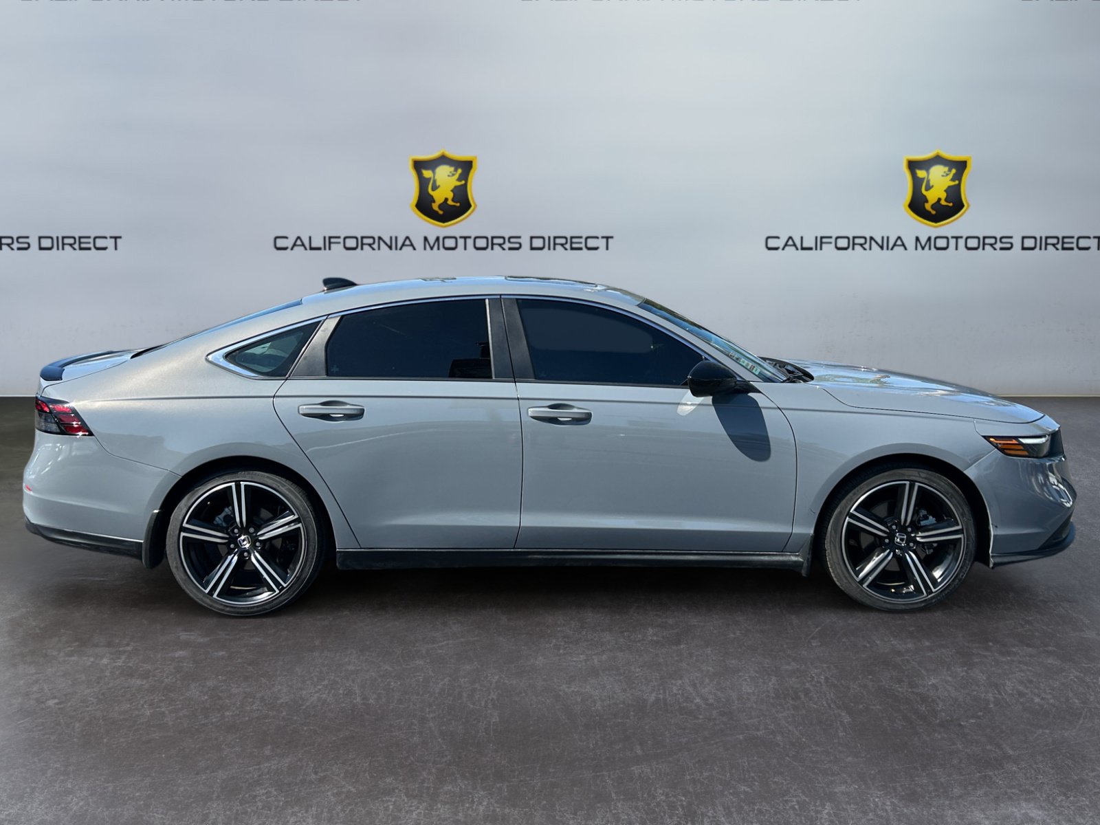 Used 2024 Honda Accord Sport image 6
