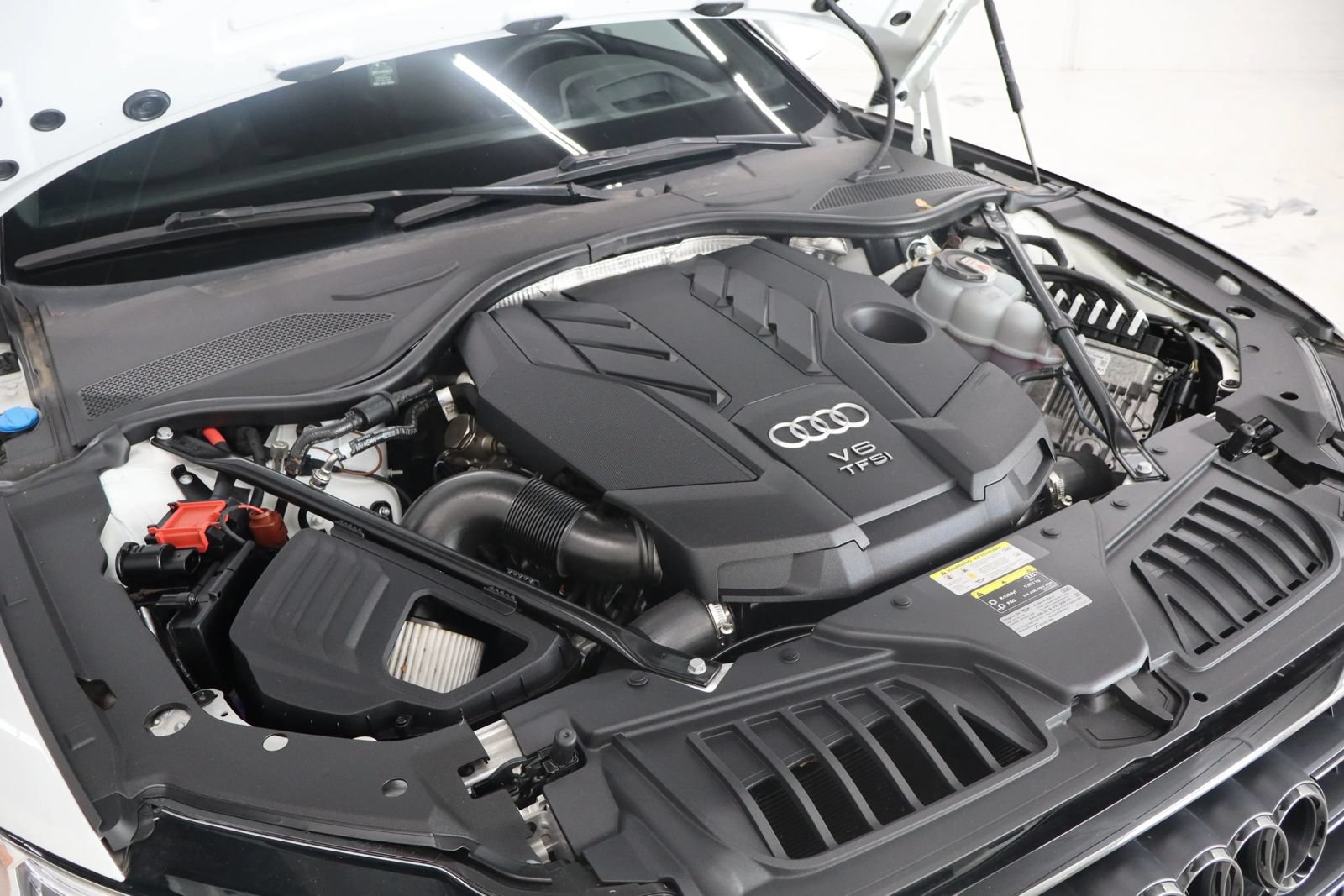 Used 2021 Audi A8 L 3.0T w/ Executive Plus Package AWD/4WD image 18