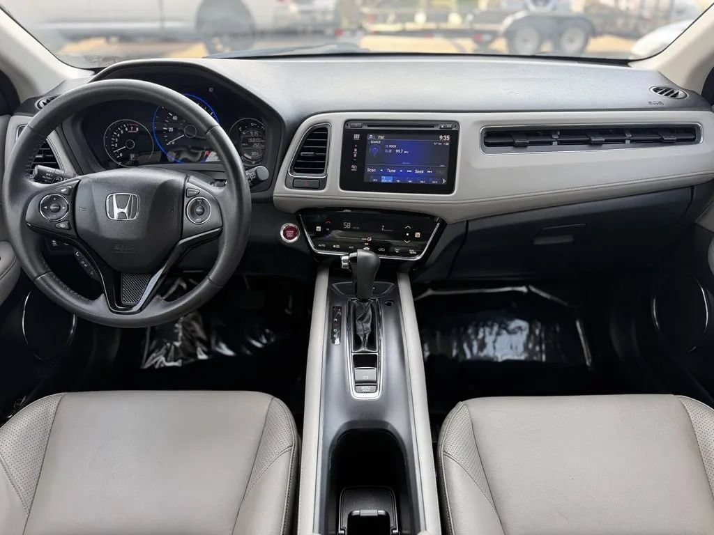 Used 2018 Honda HR-V EX-L image 11