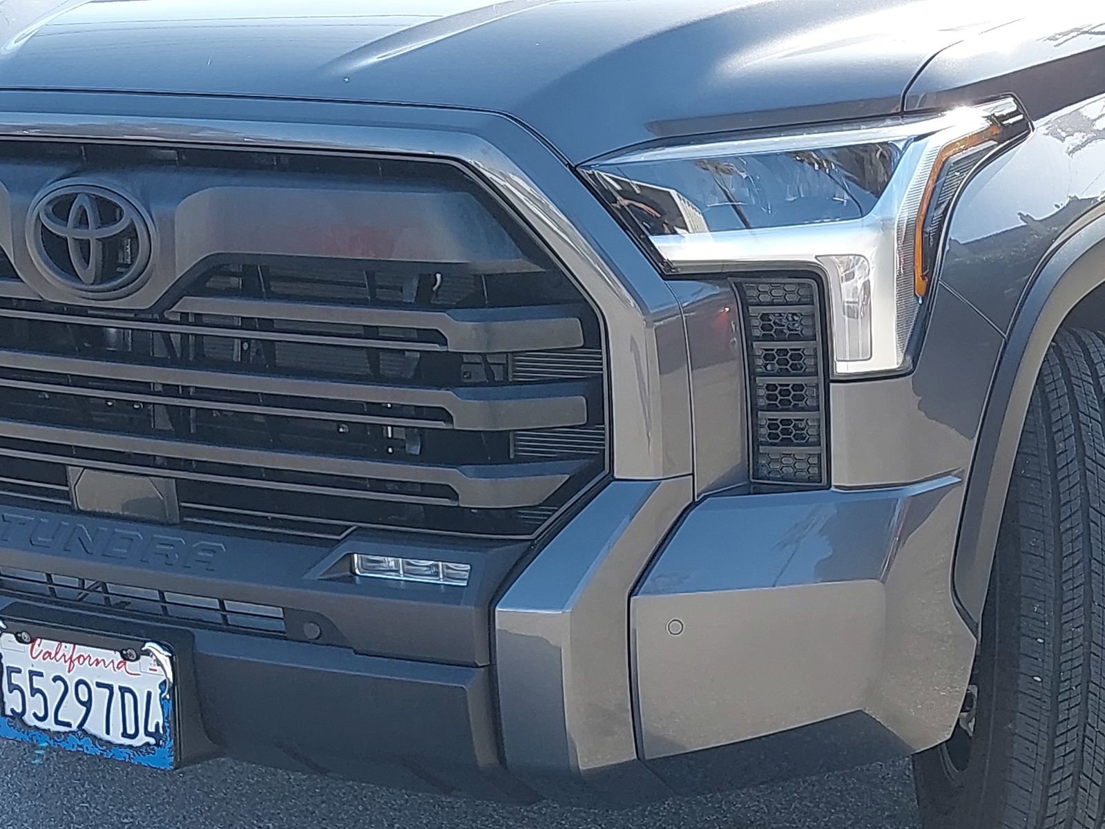 Used 2025 Toyota Tundra SR5 w/ SR5 Convenience Package RWD image 28