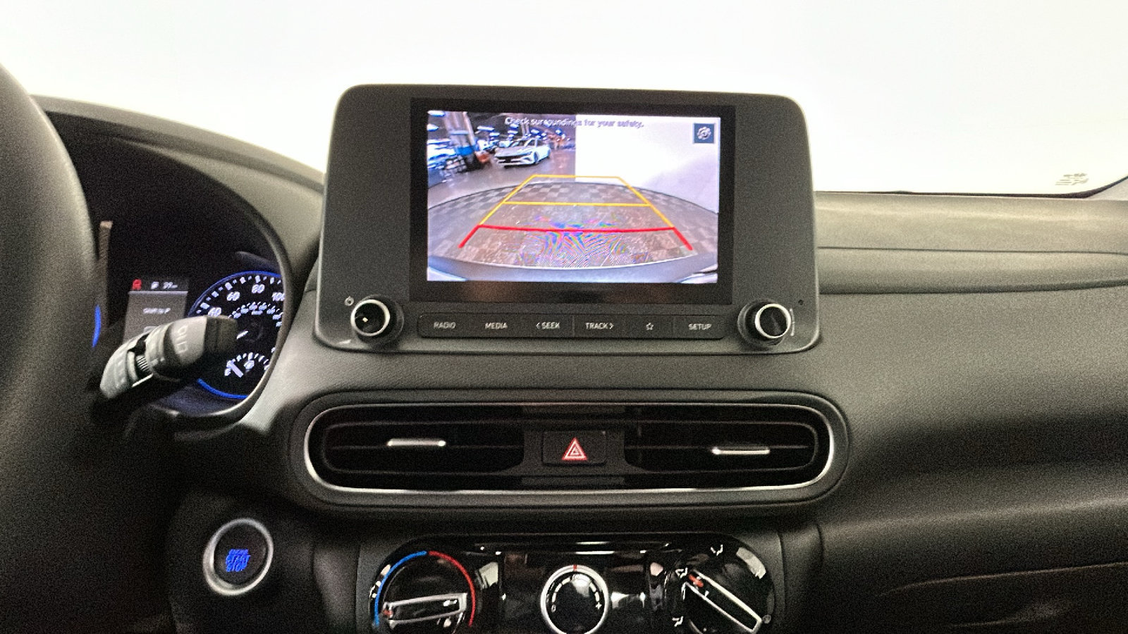 Used 2023 Hyundai Kona SEL FWD image 29