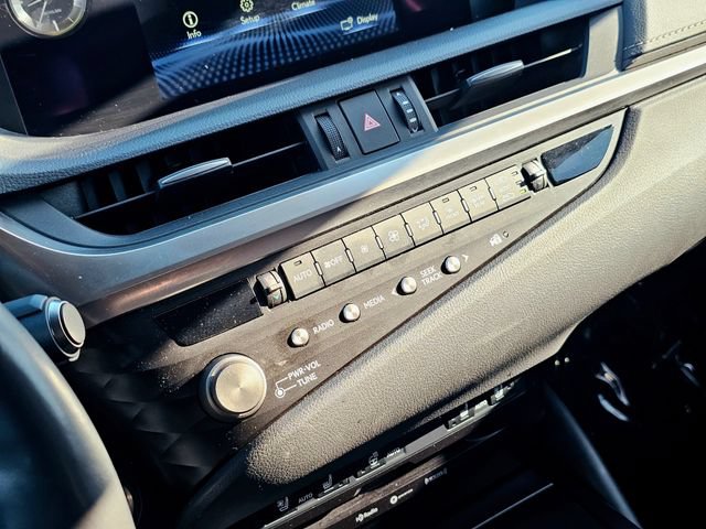 Used 2021 Lexus ES 250 w/ Premium Package AWD/4WD image 33