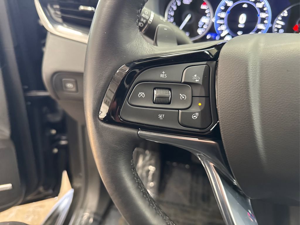 Used 2024 Buick Enclave Premium image 38