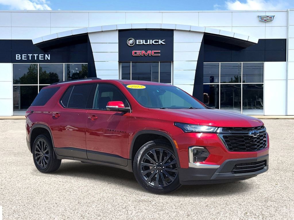Used 2023 Chevrolet Traverse RS AWD/4WD image 1