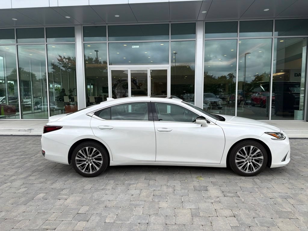 Certified 2021 Lexus ES 250 w/ Premium Package AWD/4WD image 11