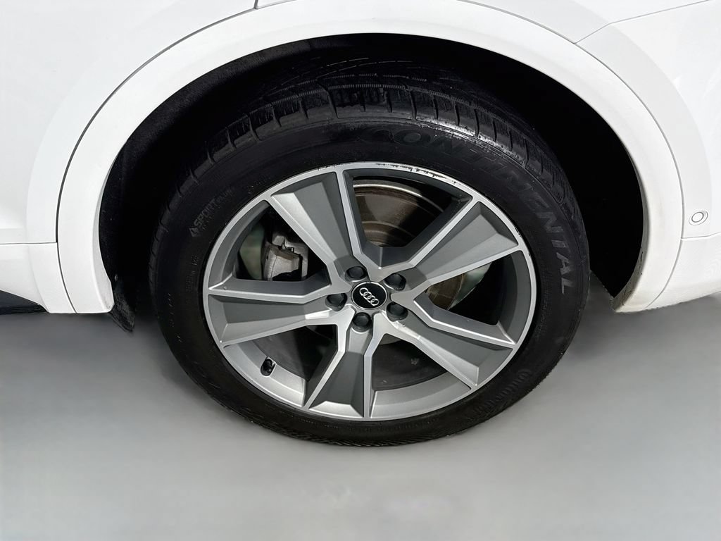 Used 2020 Audi Q5 Prestige w/ Prestige Package AWD/4WD image 26