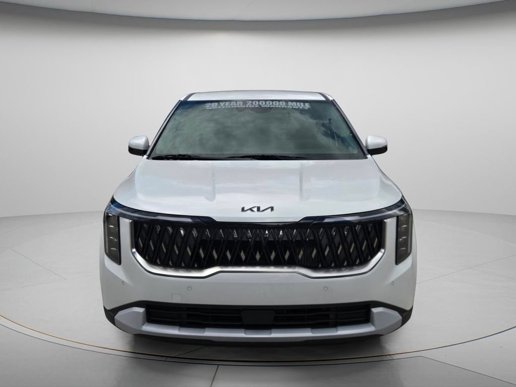 New 2027 Kia Carnival LXS FWD image 3