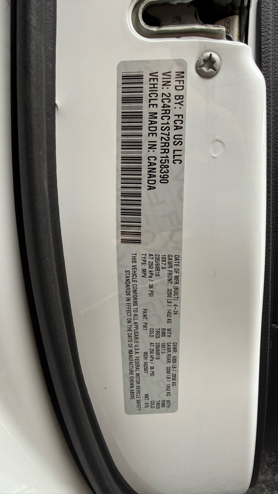 Used 2024 Chrysler Pacifica Select FWD image 24