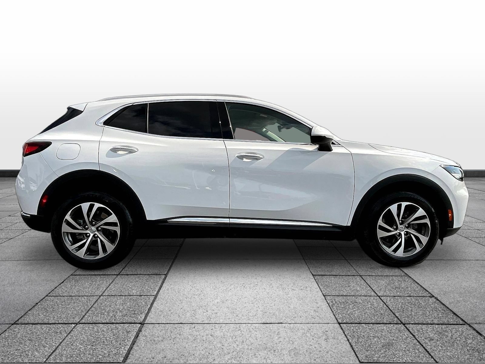 Used 2023 Buick Envision Essence FWD image 4