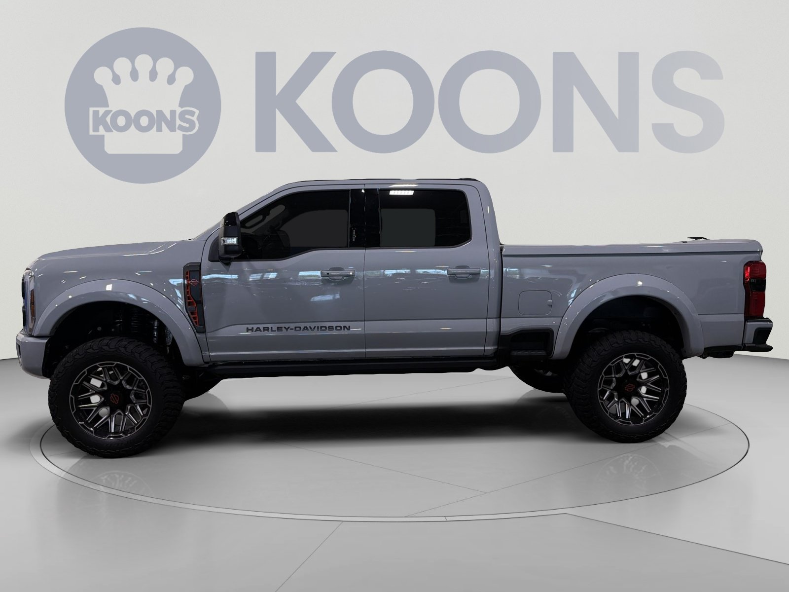 Used 2026 Ford F250 Lariat w/ Black Appearance Package AWD/4WD image 2
