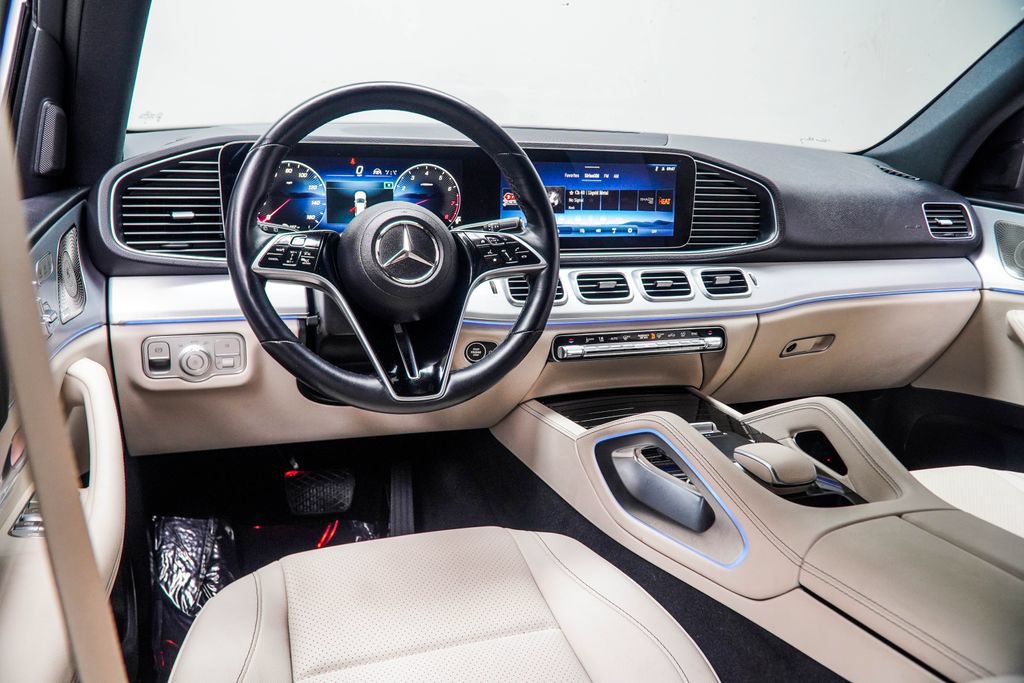 Used 2025 Mercedes-Benz GLE 350 4MATIC image 17