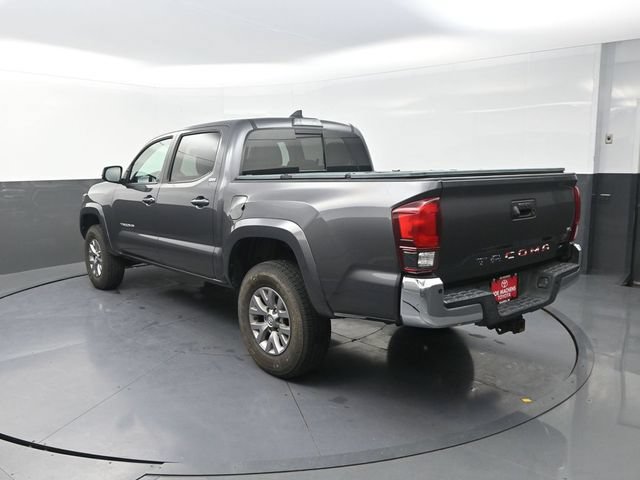 Used 2018 Toyota Tacoma SR5 RWD image 6
