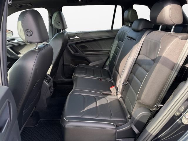 Used 2020 Volkswagen Tiguan SEL Premium R-Line image 13