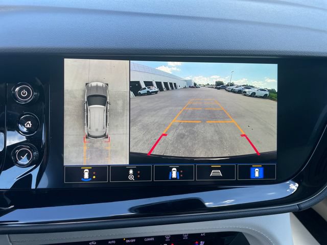 Used 2023 Buick Envision Avenir AWD/4WD image 14