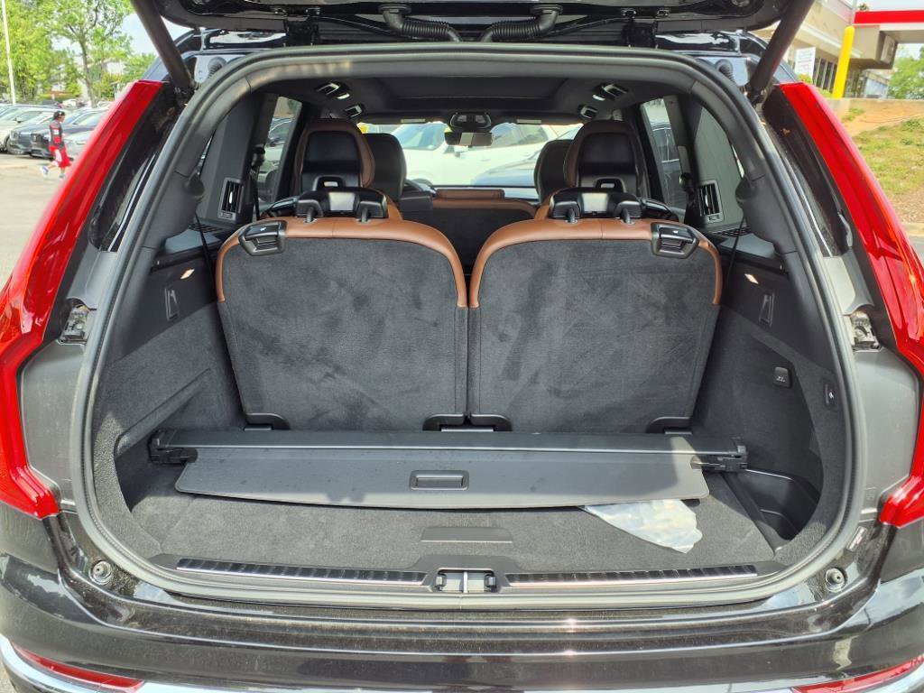 Certified 2025 Volvo XC90 B5 Plus image 26