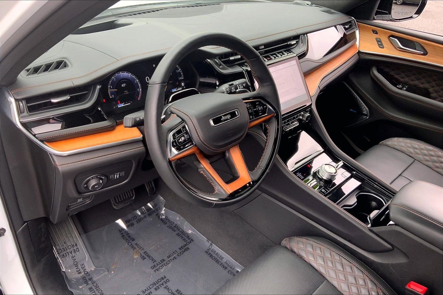 Certified 2025 Jeep Grand Cherokee L Summit image 17