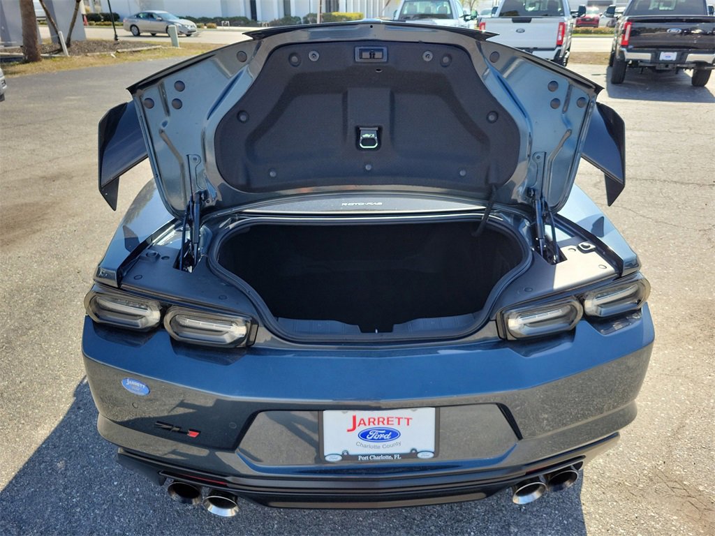 Used 2021 Chevrolet Camaro ZL1 image 9