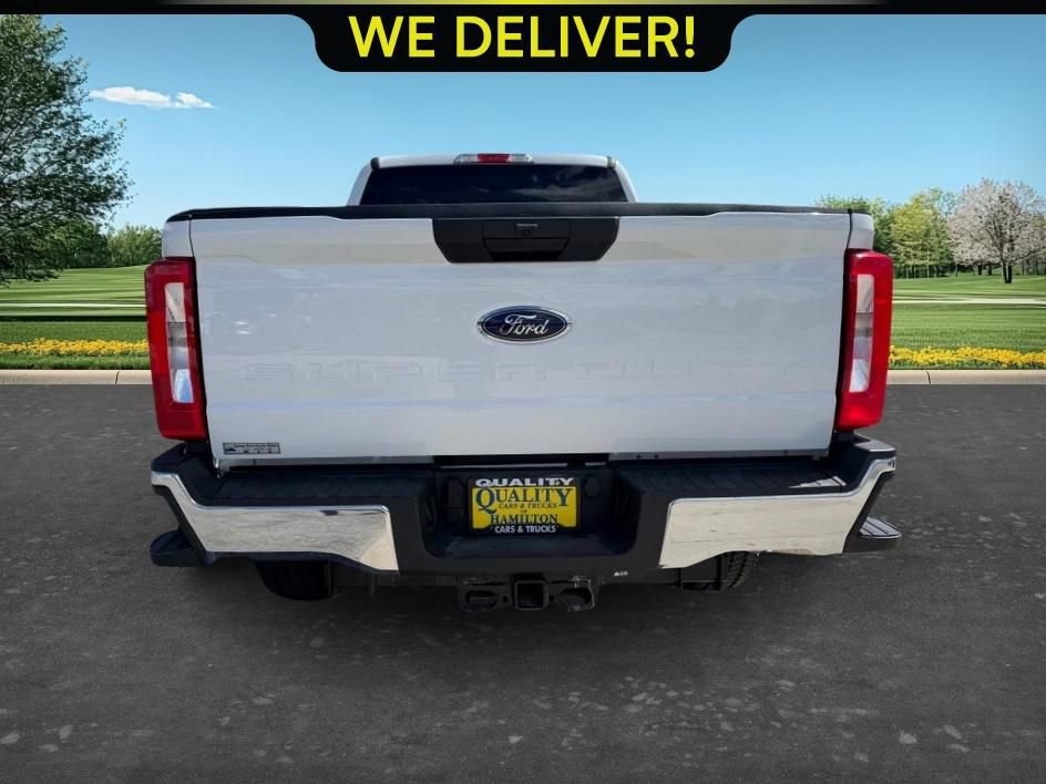 Used 2024 Ford F350 XLT AWD/4WD image 4