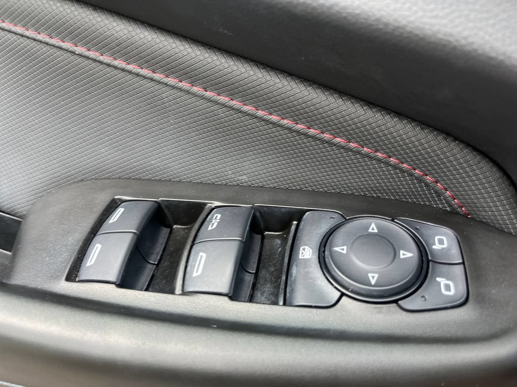 Used 2021 Chevrolet TrailBlazer RS w/ Convenience Package FWD image 11
