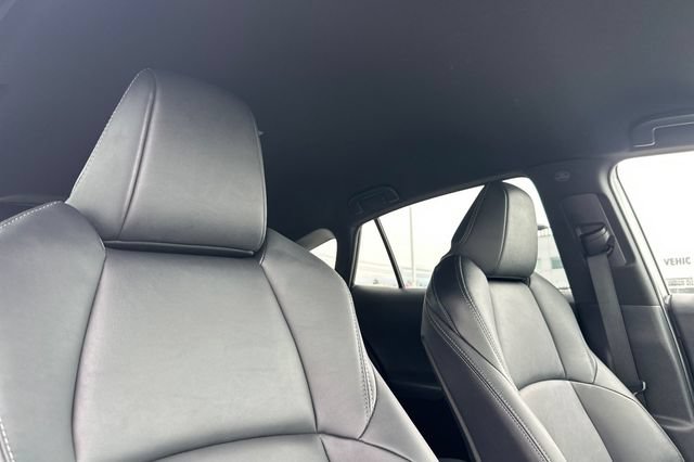 Used 2023 Toyota Venza XLE AWD/4WD image 21