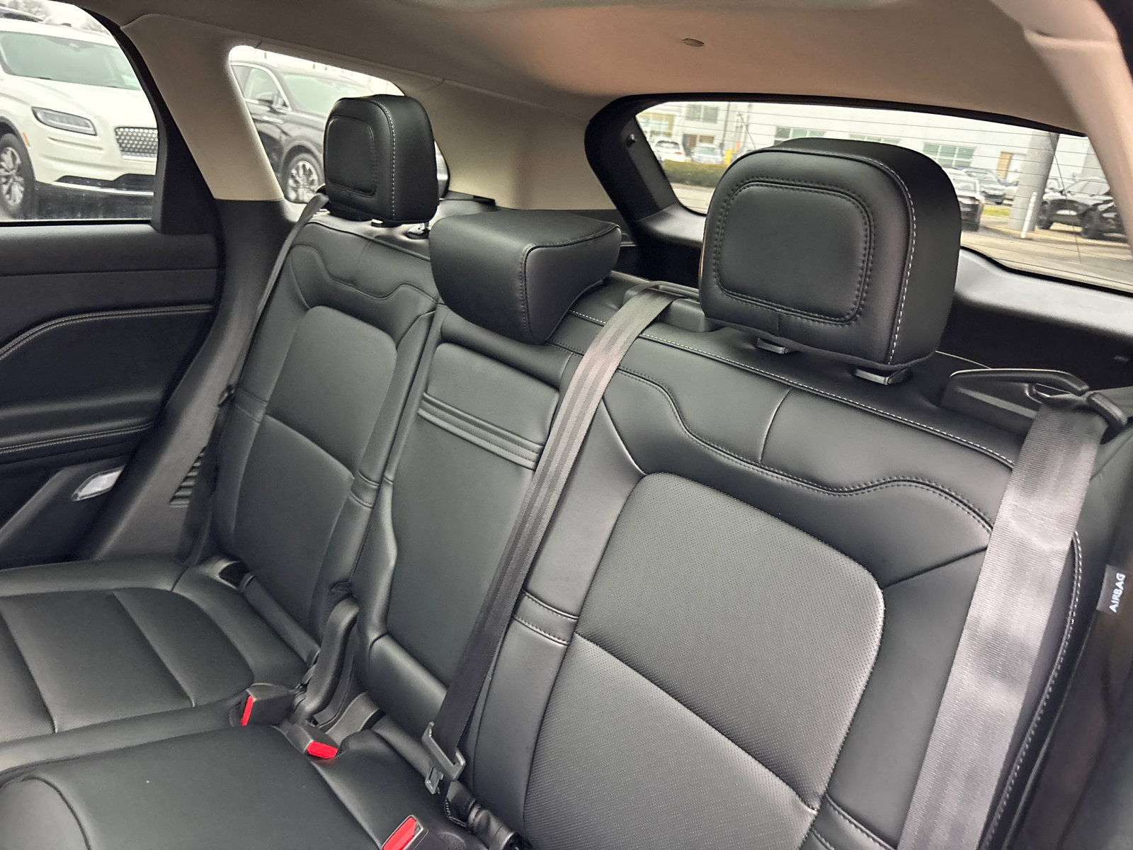 New 2026 Lincoln Corsair Premiere image 27