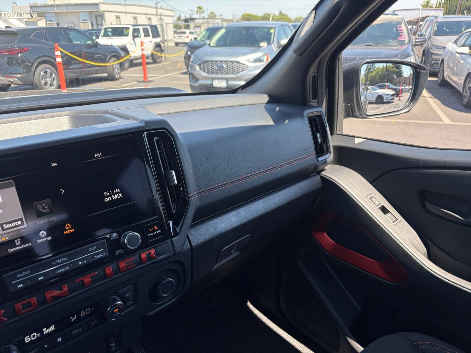 Used 2026 Nissan Frontier PRO-4X AWD/4WD image 35