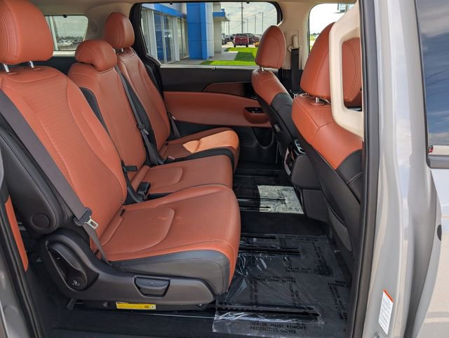 Used 2024 Kia Carnival SX Prestige FWD image 5