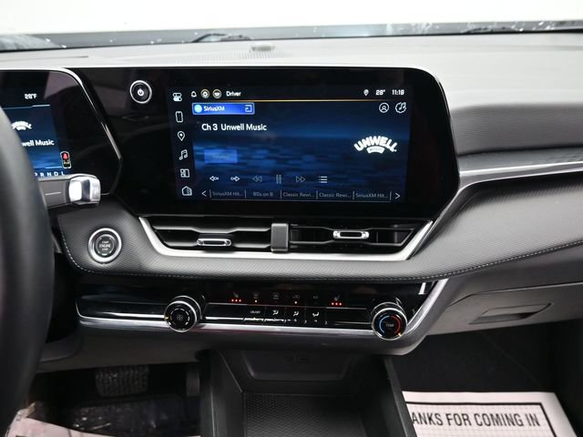 Used 2025 Chevrolet Equinox LT image 18