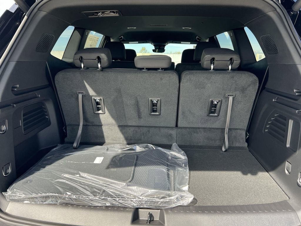 New 2026 GMC Acadia Elevation image 27