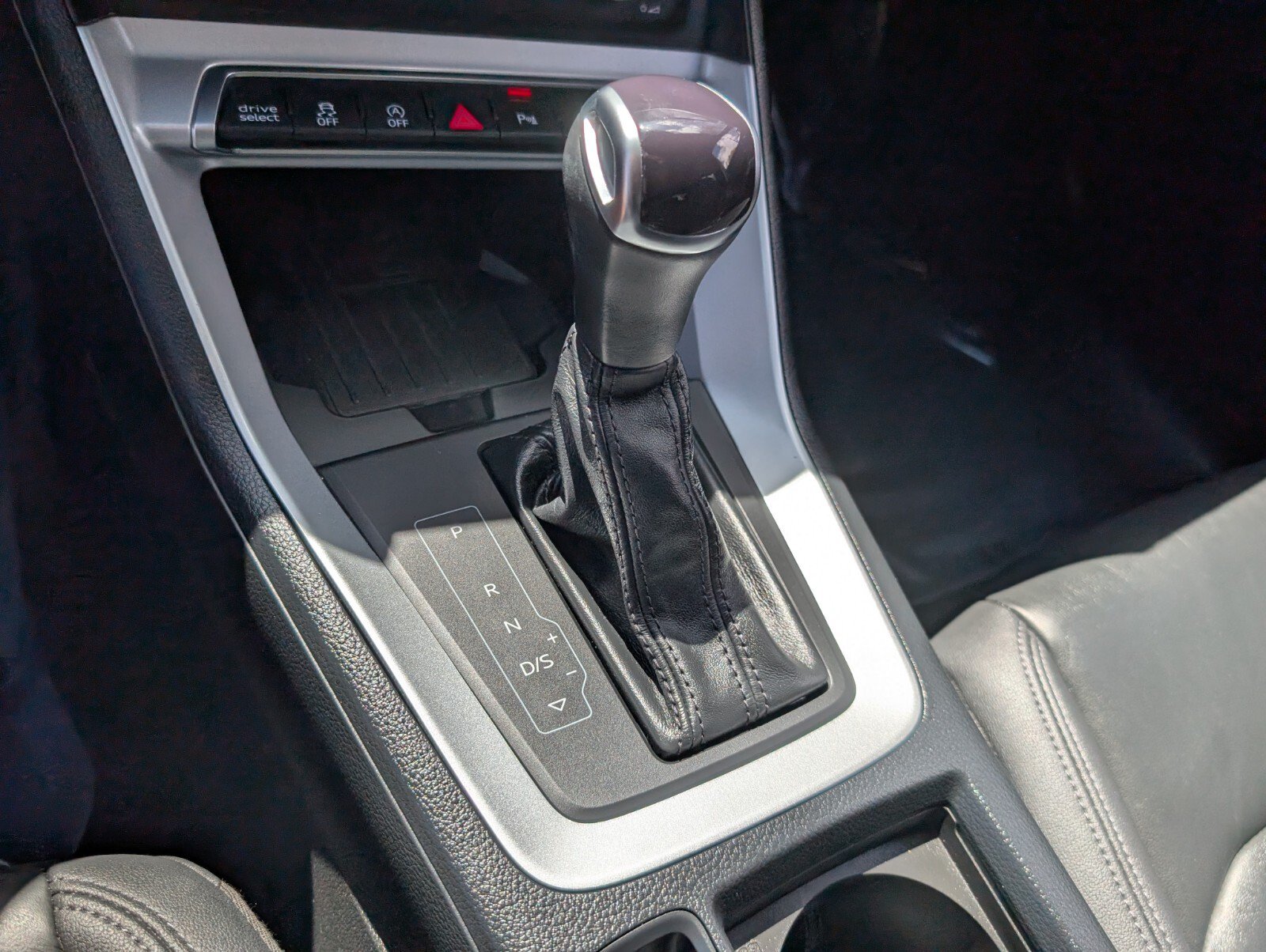 Used 2022 Audi Q3 2.0T Premium Plus AWD/4WD image 32