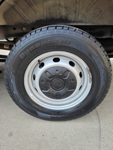 Used 2024 Ford Transit 250 148 Medium Roof w/ Load Area Protection Package RWD image 18